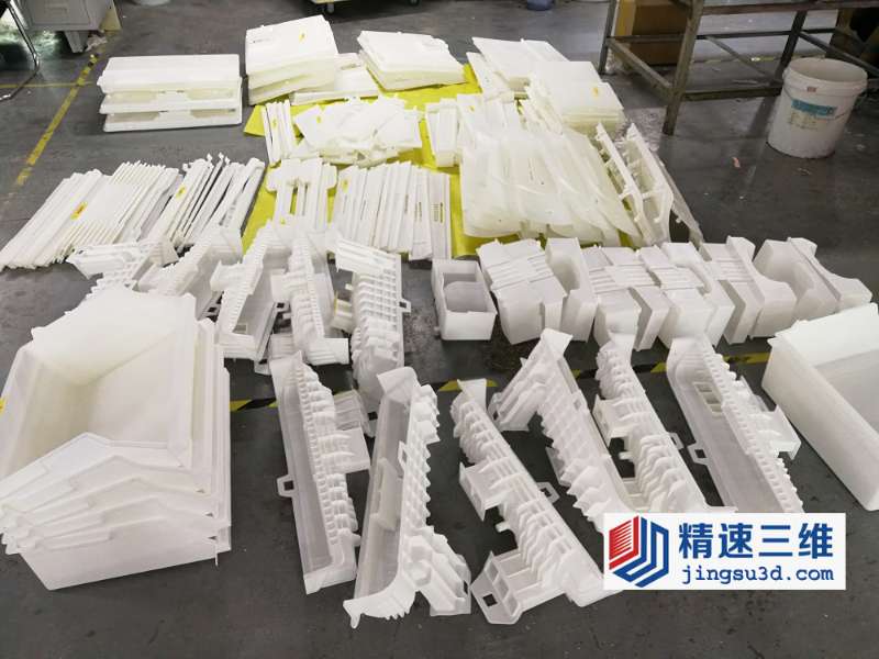 塑膠產(chǎn)品不用開模能小批量生產(chǎn)嗎？模具太貴了怎么解決？